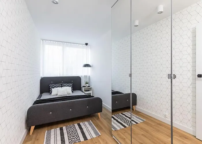 Superapart Jana Pawla Ii, Apt 302 Cozy Urban Retreat, Perfect For Couples