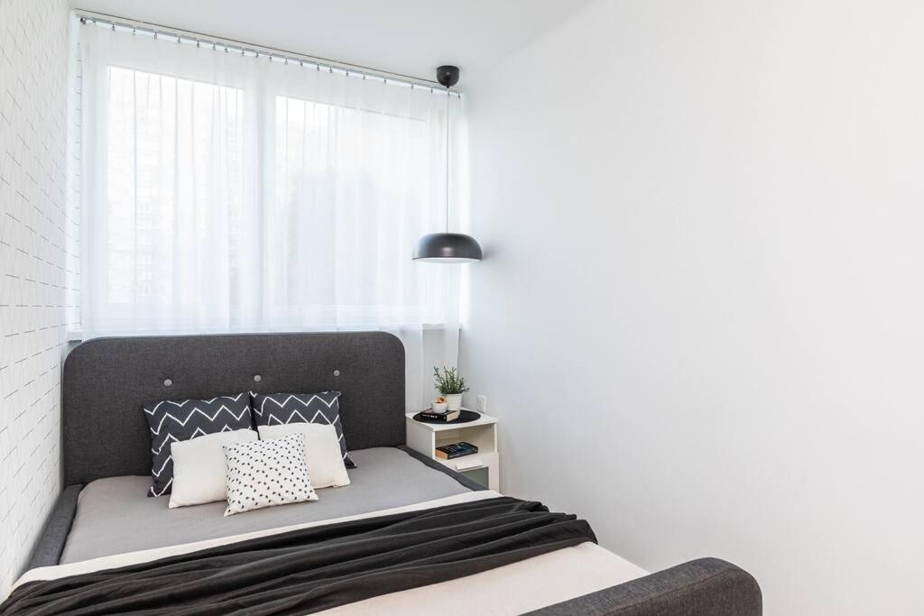 Superapart Jana Pawla Ii, 302 Cozy Urban Retreat, Perfect For Couples *